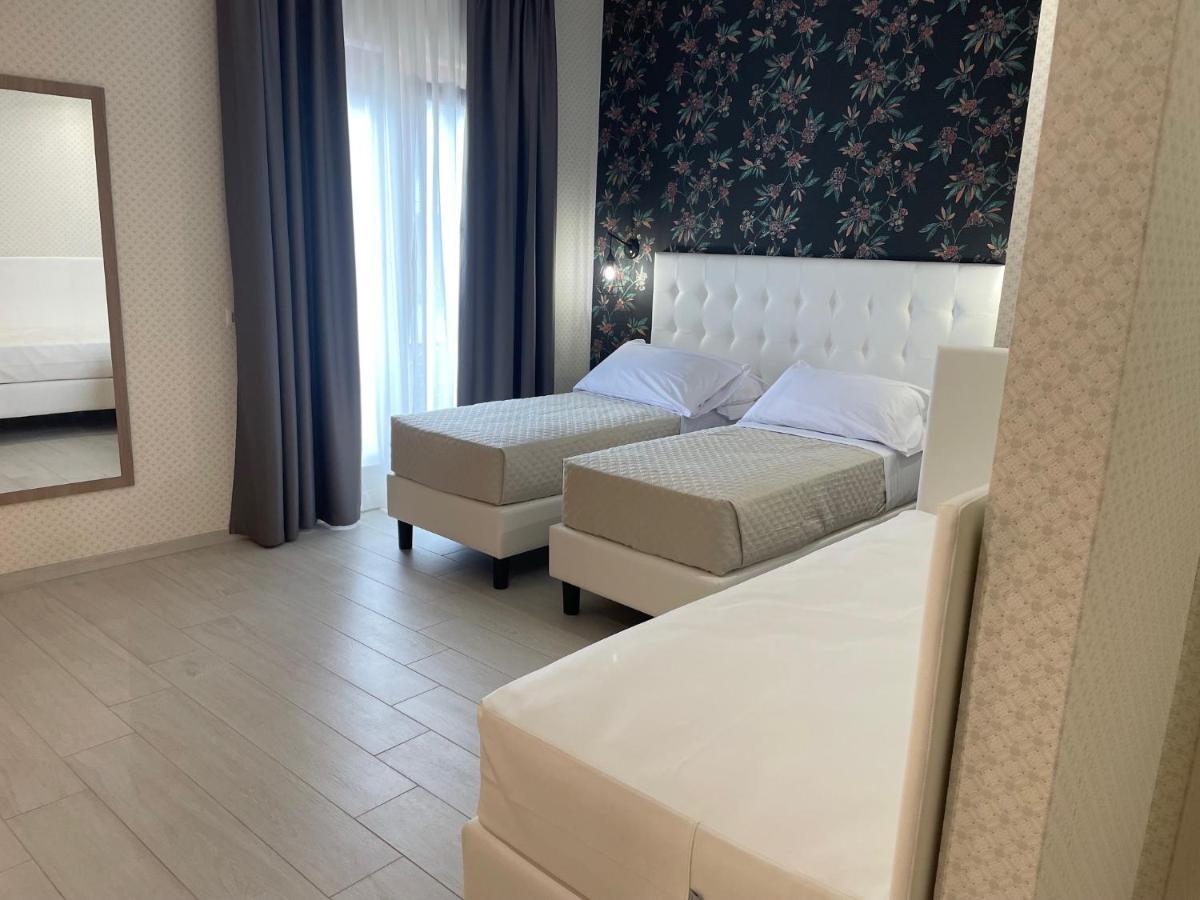 Castrichella Boutique Hotel Rome Airport Fiumicino Exteriör bild